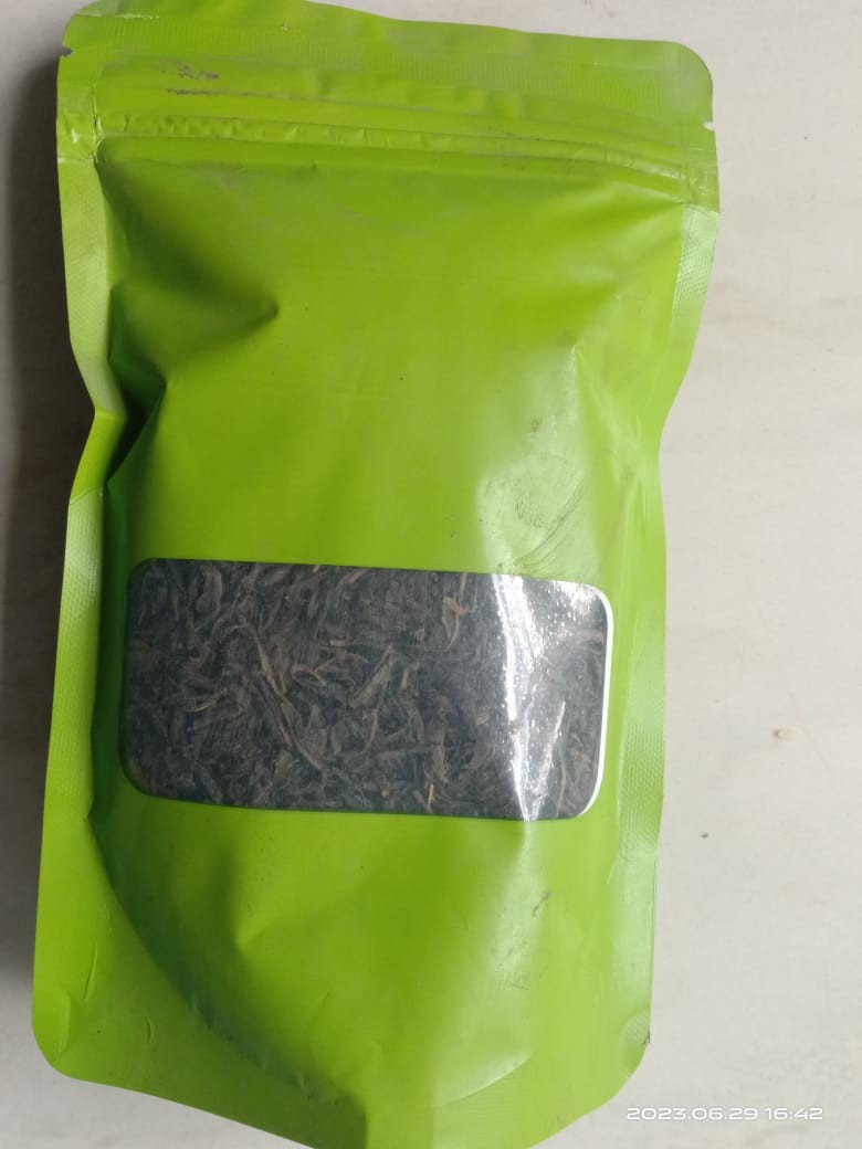 Uzhavan Unavu - Premium quality valparai green leaf tea - 100 Gm