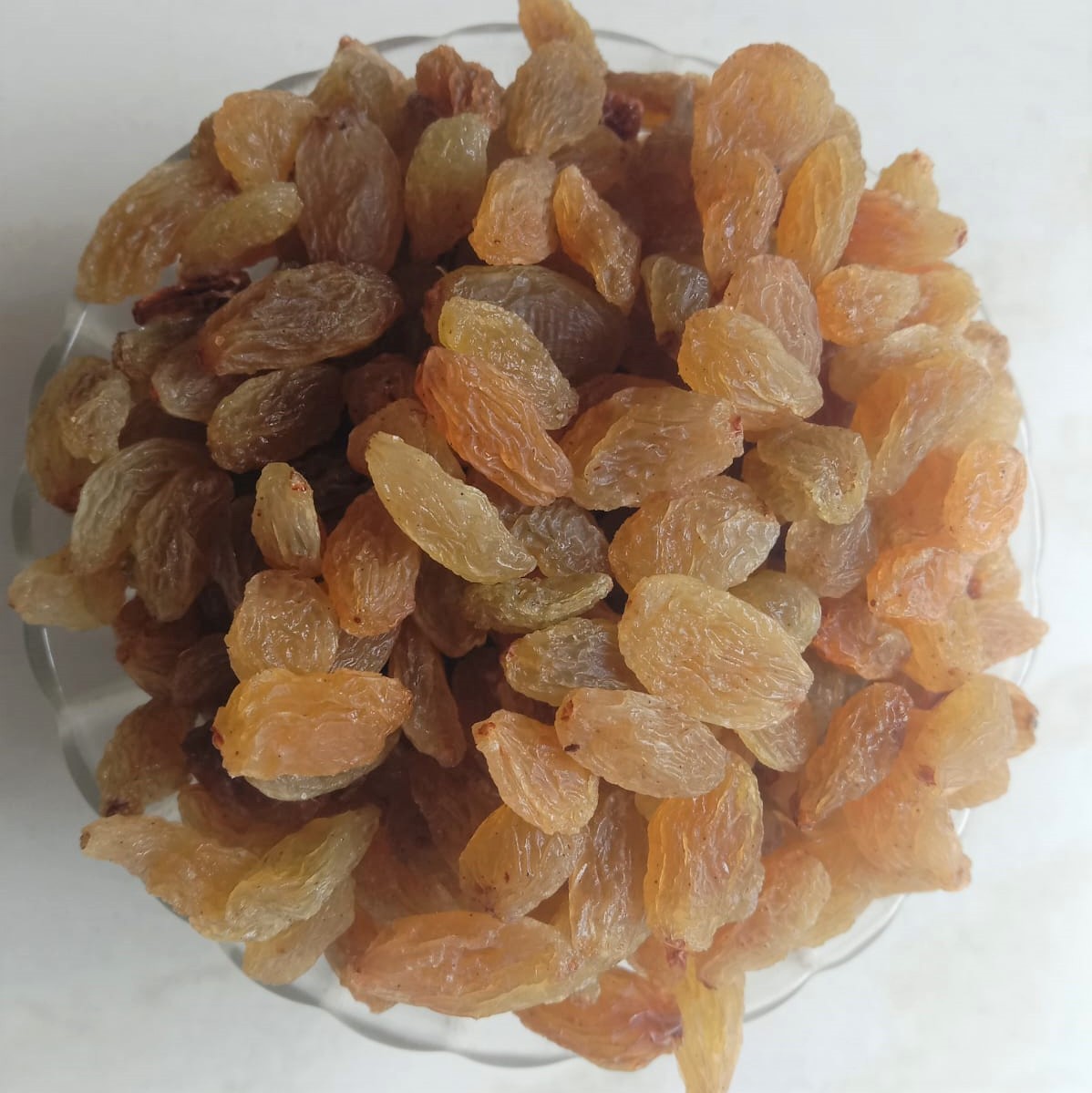 Uzhavan Unavu - Dry green grapes / Green kismis / Brown grapes / Kismis - 100 Gm